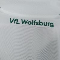 Тениска на VfL Wolfsburg

, снимка 3 - Футбол - 45074555