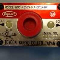 Хидравличен разпределител TOYOOKI HD3-42SGS-BcA-025-RF solenoid directional control valve 100/110V, снимка 3 - Резервни части за машини - 45338104
