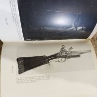 Справочник за оръжие 1650-1850, снимка 6 - Енциклопедии, справочници - 45210498
