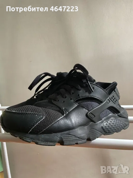 Дамски маратонки Nike Huarache, 38.5 размер, снимка 1