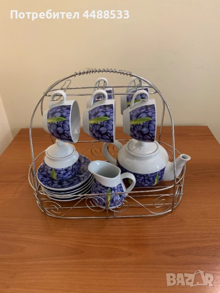 Сервиз за чай на поставка, снимка 1