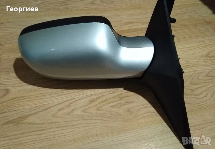 Дясно огледало за Рено Сценик 2 , снимка 1