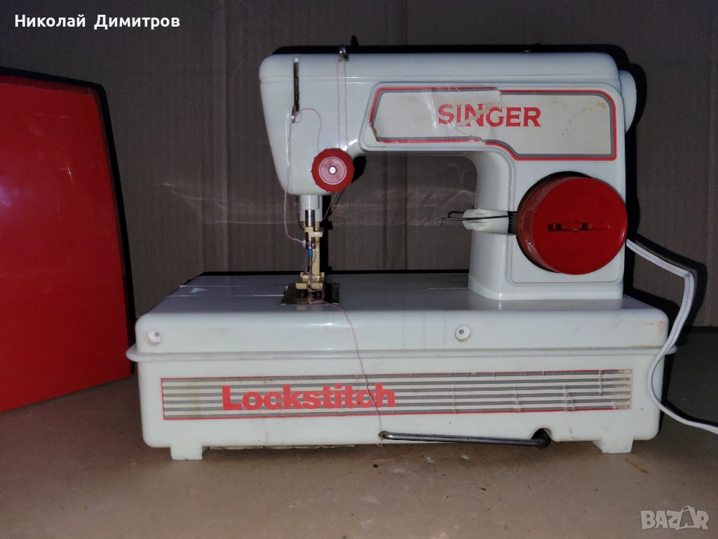 Малка шевна машина Singer Lockstitch, снимка 1
