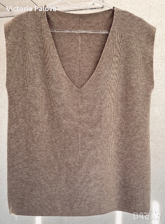 Луксозен плетен елек с V- деколте, снимка 1