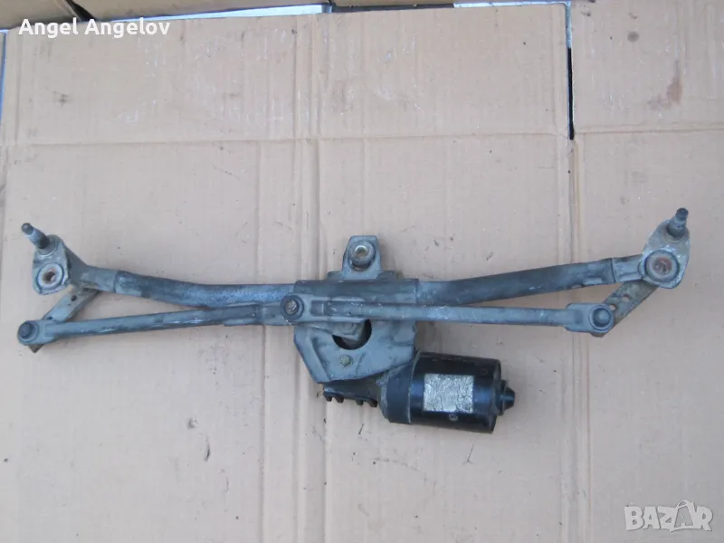 Моторче за чистачки 1j0955623 Bosch VW Golf 4 Audi A3, снимка 1