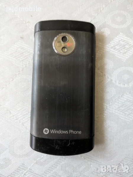 LG E900, снимка 1