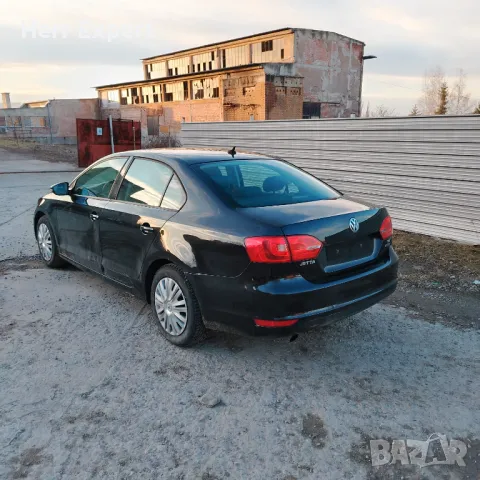 VW Jetta 1.6TDI BlueMot. , снимка 3 - Автомобили и джипове - 49208196