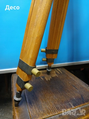 Стар дървен триножник,тринога за апарат., снимка 4 - Други ценни предмети - 53395011