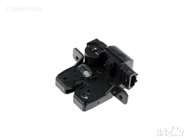  Nissan Qashqai J10 Машинка за заключване на багажник 