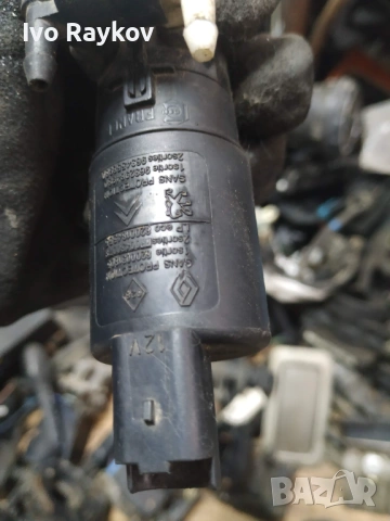 Помпичка течност чистачки Renault Megane II  , 8200031805 , снимка 6 - Части - 53746682