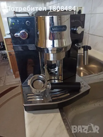 Кафе машина Делонги с ръкохватка крема диск работи перфектно и прави уникално кафе плътно с каймак  , снимка 6 - Кафемашини - 50203720