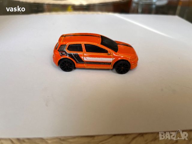 Hotwheels VW Golv MK VII, снимка 3 - Колекции - 46332333