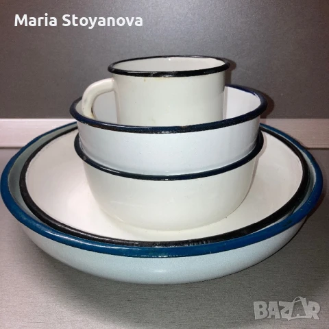 Емайлирани тавички, купички и канче