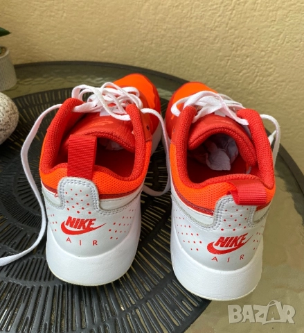 Дамски маратонки Nike Air Max, снимка 4 - Маратонки - 52590549