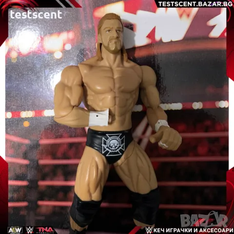 Екшън фигура WWE Triple H Трите Хикса Mattel basic Series играчка figure HHH missing hand, снимка 1 - Колекции - 48507136