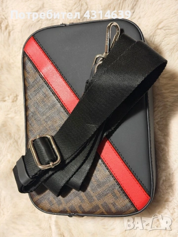 Мъжка чанта Fendi, снимка 6 - Чанти - 53669424