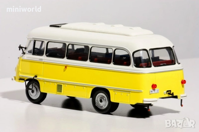 Robur LO 3000 автобус - мащаб 1:43 на IST моделът е нов в PVC дисплей-кейс, снимка 2 - Колекции - 53779743