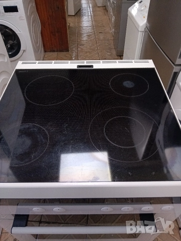 Свободно стояща печка с керамичен плот Сименс Siemens с две години гаранция!, снимка 6 - Печки, фурни - 52770281