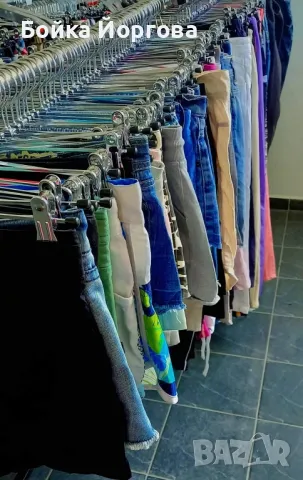 Продавам дрехи втора употреба. , снимка 7 - Стелажи и щандове - 48041273