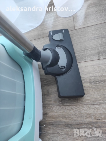 Перяща прахосмукачка Bosch, снимка 3 - Прахосмукачки - 52663865