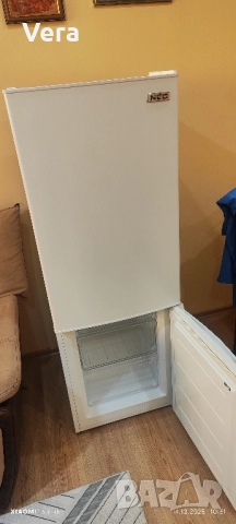 Продава се Хладилник в перфектно състояние 300лв., снимка 8 - Хладилници - 52789570