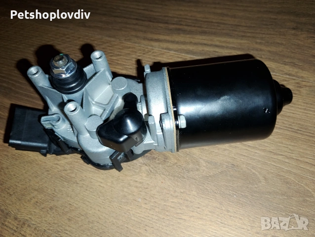 Продавам чисто ново моторче за чистачки, Частта е нова, неизползвана , снимка 2 - Части - 53963937