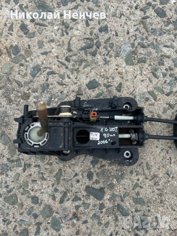 Избирач скорости + жила Пежо, Ситроен 1.6 HDI, снимка 3 - Части - 53480577