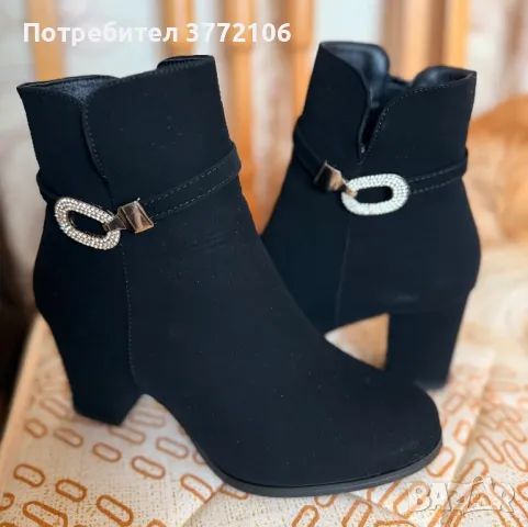 Дамски боти на ток