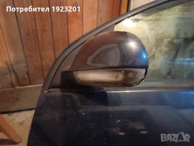 Врата предната лява за голф мк5 производство 2003-2008г., снимка 2 - Части - 53113992