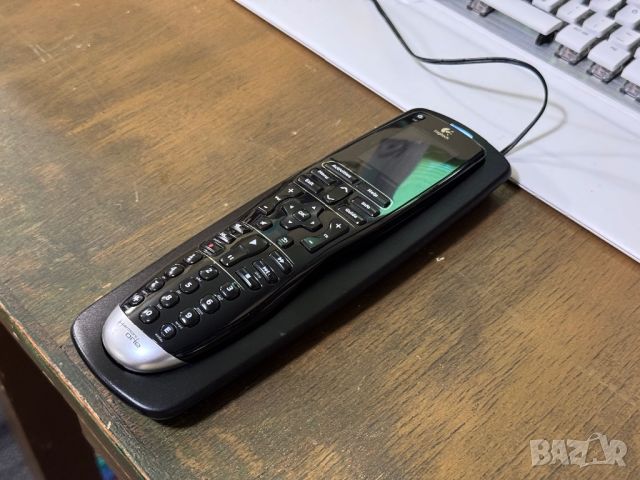 Logitech Harmony One/ Тъч дисплей дистанционно, снимка 2 - Други - 46809653