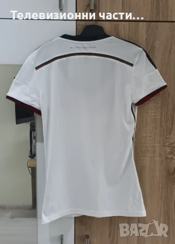 Оригинална женска дамска футболна тениска фланелка на Германия Germany сезон 2014/2015 G76478 Adidas, снимка 2 - Тениски - 50175962