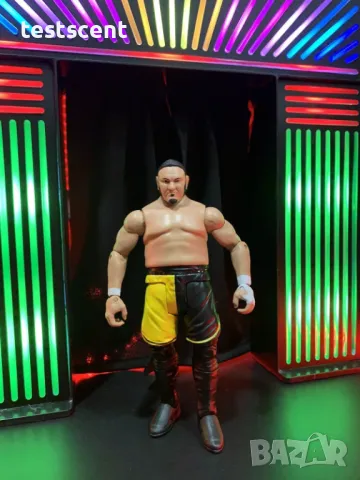 Екшън фигура WWE Samoa Joe Самоа Джо Black/Yellow Basic Mattel играчка, снимка 2 - Колекции - 48362697