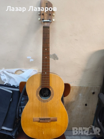 Продавам куха китара Пълдин