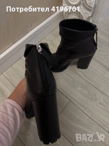 Обувки, снимка 3 - Дамски ботуши - 51935756
