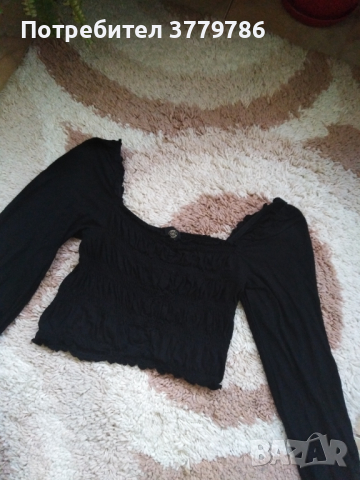 Къса блузка, снимка 2 - Блузи с дълъг ръкав и пуловери - 44975856