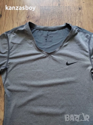 Nike Pro Short Sleeve - страхотна дамска тениска КАТО НОВА M, снимка 2 - Тениски - 51659645