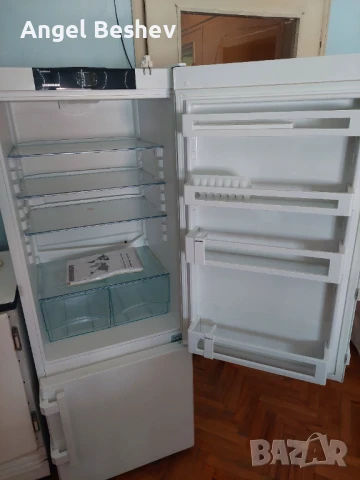 Хладилник с фризер Liebherr CU 2915 - ЗА ЧАСТИ (РАБОТИ САМО ФРИЗЕРА), снимка 2 - Хладилници - 51274176