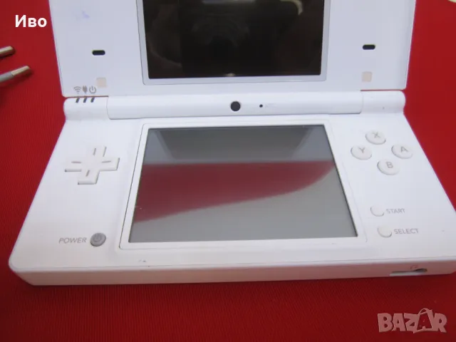 Нинтендо Nintendo DSi Конзола Бяла, снимка 2 - Nintendo конзоли - 47245718