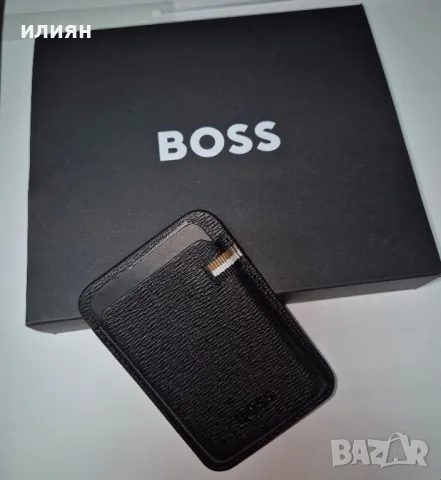 Hugo Boss Калъф за карти Classic Grained, магнитен, за телефон

, снимка 1 - Калъфи, кейсове - 48447892