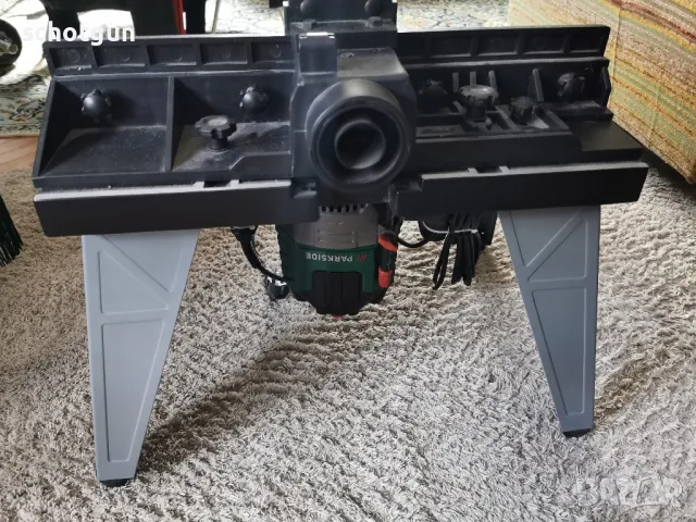  Маса за оберфреза с оберфреза, снимка 2 - Други инструменти - 49345039