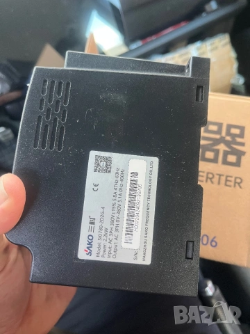 Инвертор с променлива честота 220v 380 2.2KW, снимка 2 - Други машини и части - 53637870