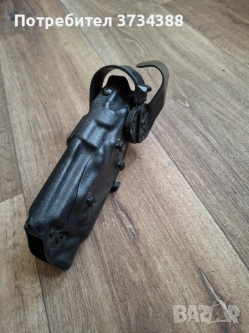 Кобур за Глок 17 с фенер Safariland, снимка 6 - Оборудване и аксесоари за оръжия - 54228028