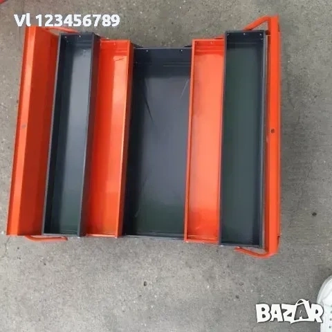 Метална кутия за инструменти с 5 отделения и катинар, снимка 2 - Куфари с инструменти - 53838504