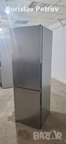 Хладилник с долен фризер Сименс А+