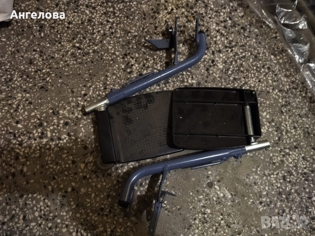 Крака за инвалиден стол