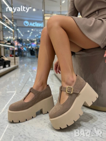 Обувки на платформа - светлокафяв велур, снимка 2 - Дамски ежедневни обувки - 54120858