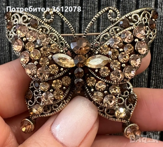 Дамска Брошка