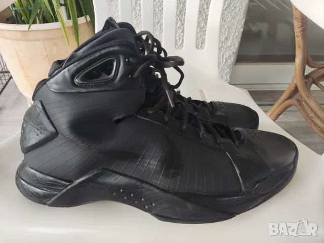баскетболни маратонки Nike Hyperdunk '08 Retro Triple Black, снимка 3 - Маратонки - 50304566