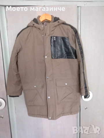 Много топла зимна парка River Island – 9–10 г. (140 см), снимка 2 - Детски якета и елеци - 52126519