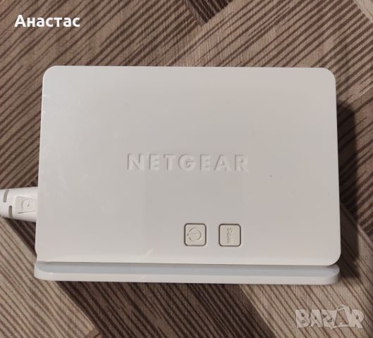 Продавам двулентов WiFi разширител обхват NETGEAR WN3500RP и PIX-LINK!, снимка 2 - Мрежови адаптери - 45496107